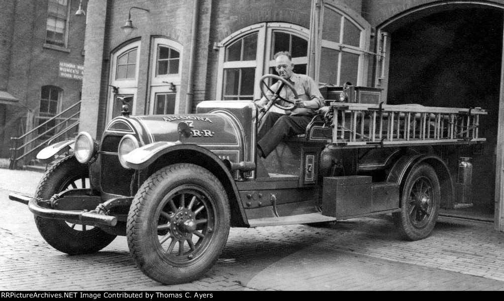 PRR Fire Department, Truck No. 7, c. 1933